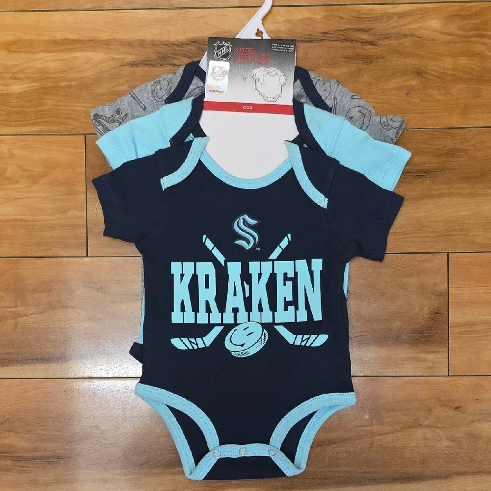 Seattle Kraken Size 0-3 Months NHL Hockey Baby 3 Pack Short Sleeve Bodysuits NEW